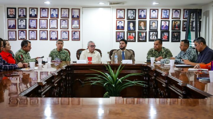 Gobernador Rocha Moya encabeza mesa de construcción de paz en Elota