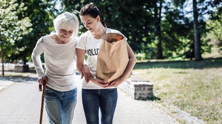 ¿Eres de los que siempre hace favores? Esto dice la psicología