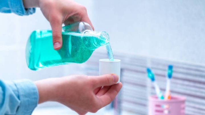 Enjuague bucal que si cumple su función según Profeco; estos son los más recomendado