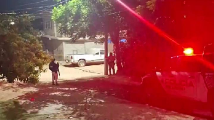 Ataque a balazos en vecindad deja a joven sin vida y a menor lesionado, en León