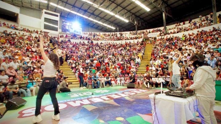 Miles de familias celebran a la niñez hidalguense en la Feria de San Francisco