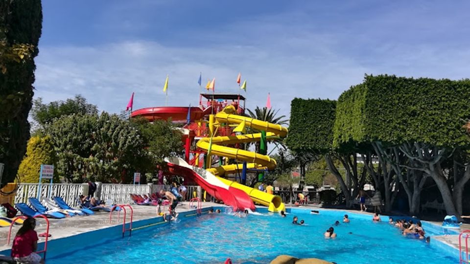 En algunos balnearios se puede nadar las 24 horas si se quiere