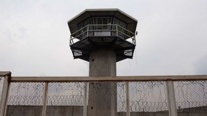 EU entrega a 13 prisiones por narcotráfico para que concluyan condena en México