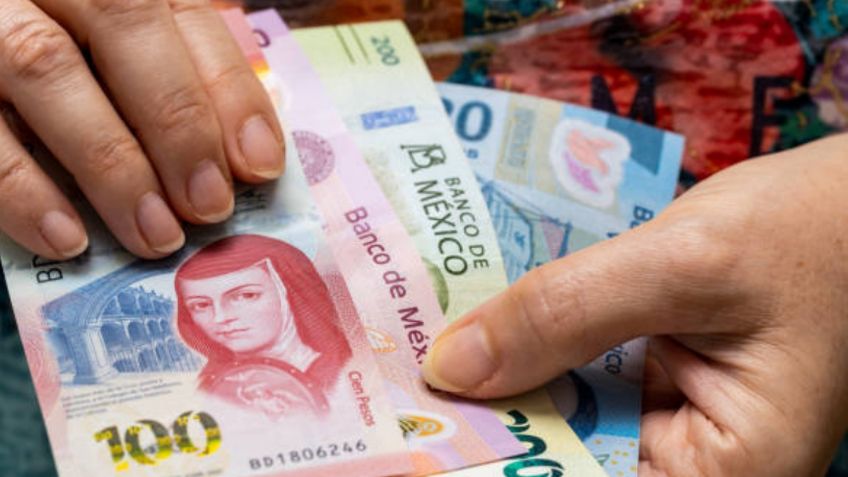 Especialistas económicos proyectan PIB de 0.46% en 2025