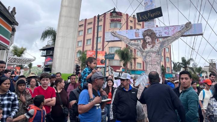 “Lo único que me sostiene es mi hija”: el viacrucis de Alberto en la frontera de Tijuana