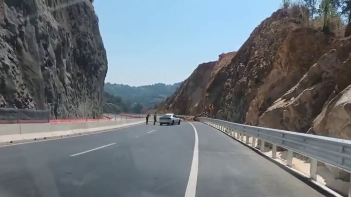 Carretera Real del Monte-Huasca registra nuevo desgajamiento | VIDEO