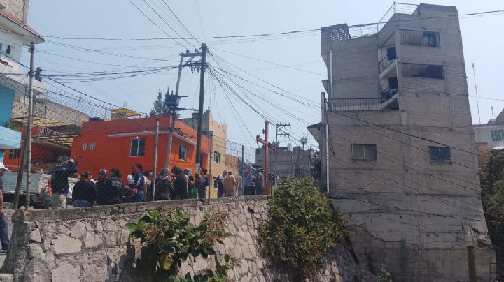 La "Torre de Pisa" de Naucalpan, con sus horas contadas