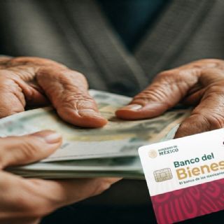 Así funciona “el pañuelazo”, la estafa que roba tu Pensión Bienestar en segundos