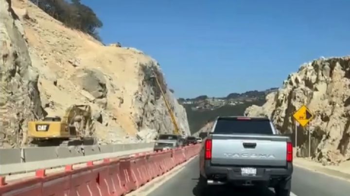 Carretera Real del Monte-Huasca: Reducción de carriles y tráfico por derrumbes I Video