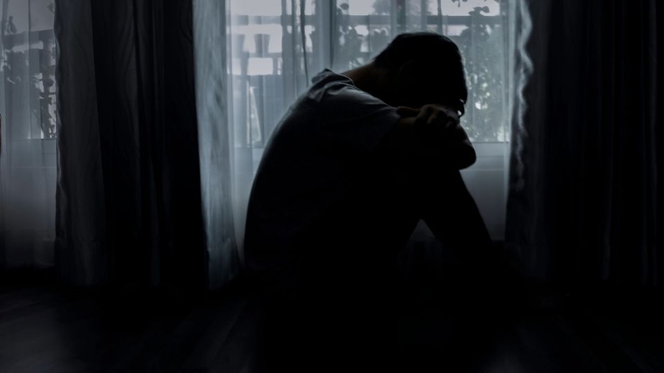 Familiares alertaron a los números de emergencia al encontrar al joven suspendido del cuello