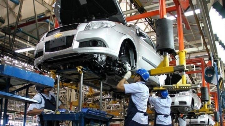 Industria automotriz en México, con beneficios mínimos en plan de Trump: expertos