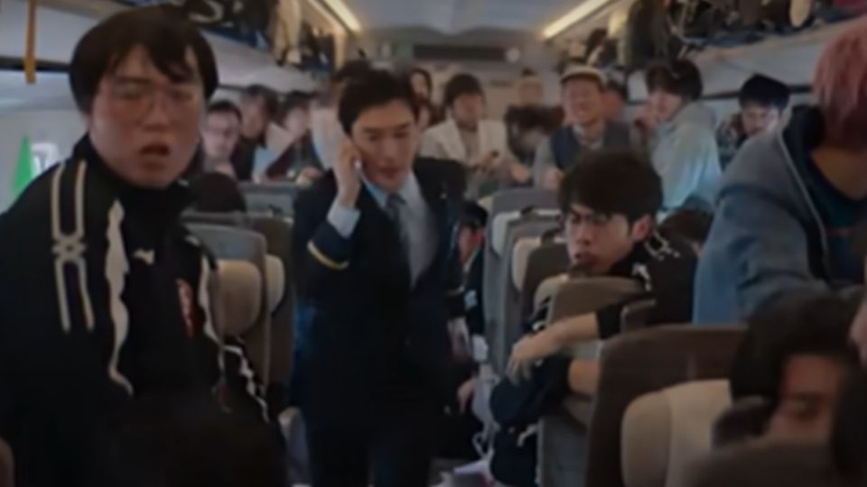 Al colocar explosivos en un tren bala japonés