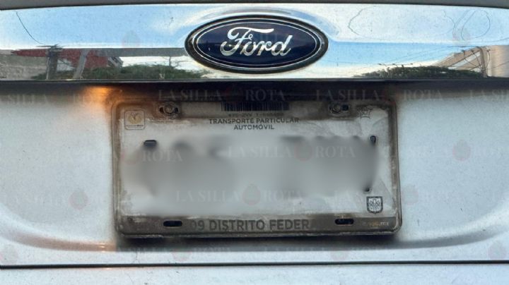Multas más estrictas por usar portaplacas en CDMX