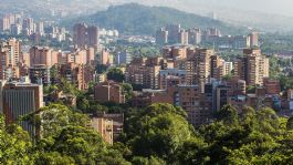Foto que representa a Banco Plata aterriza en Colombia con respaldo de 2 mil millones de dólares