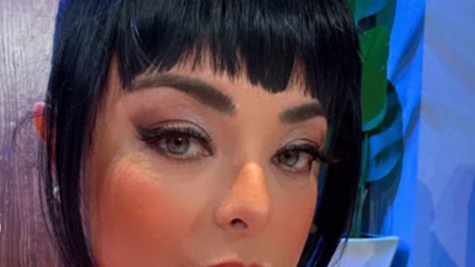 Que Violeta habría evitado tomarse fotos con el público