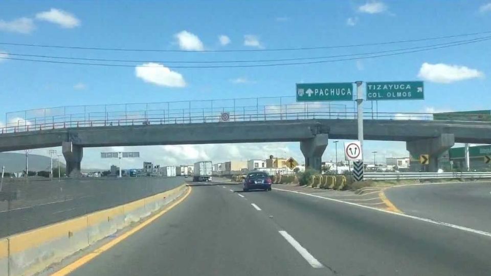 La calma que se vivía en la autopista México-Pachuca se interrumpió por un presunto delito