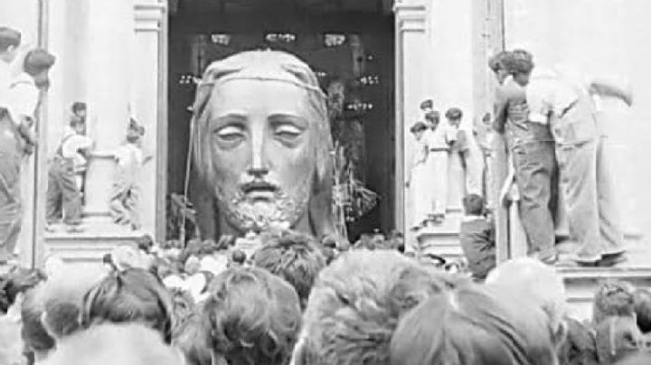 Cuando la cabeza de Cristo Rey visitó León, antes de colocarla en el Cubilete
