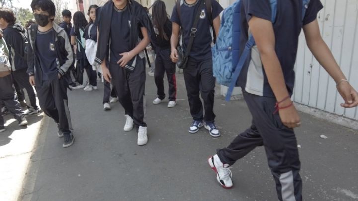 Estudiantes de secundaria cambian de escuela por inseguridad