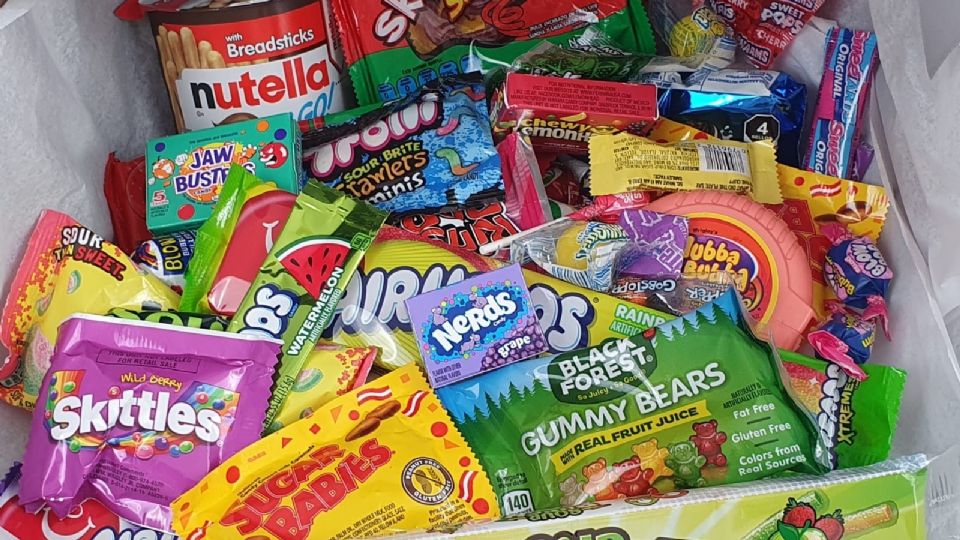 Dulces de todo tipo, chocolates y hasta galletas son utilizados por narcomenudistas