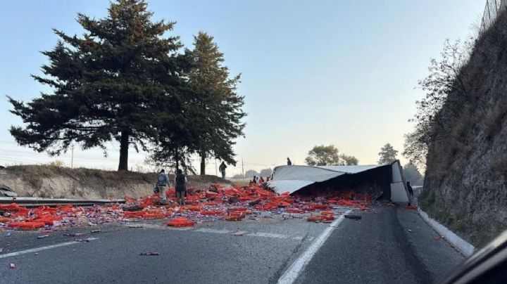 Accidente y rapiña en la Toluca-Atlacomulco, ¿Qué pasó?
