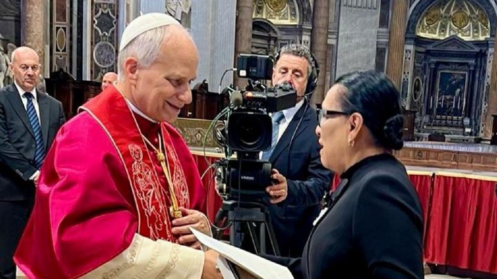 Papa León XIV envía saludos a Sheinbaum y a México tras entrega de carta: Rosa Icela