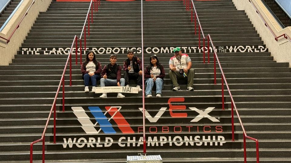 La edición de este año fue en Dallas y participaron más de 2 mil 400 grupos de 64 países