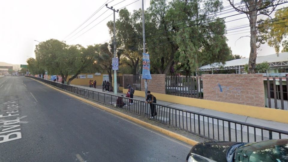 Peritos acudieron para custodiar el cuerpo del adolescente