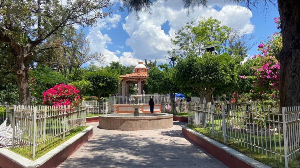 Se pronostica algo de llovizna hoy para Santa Catarina.