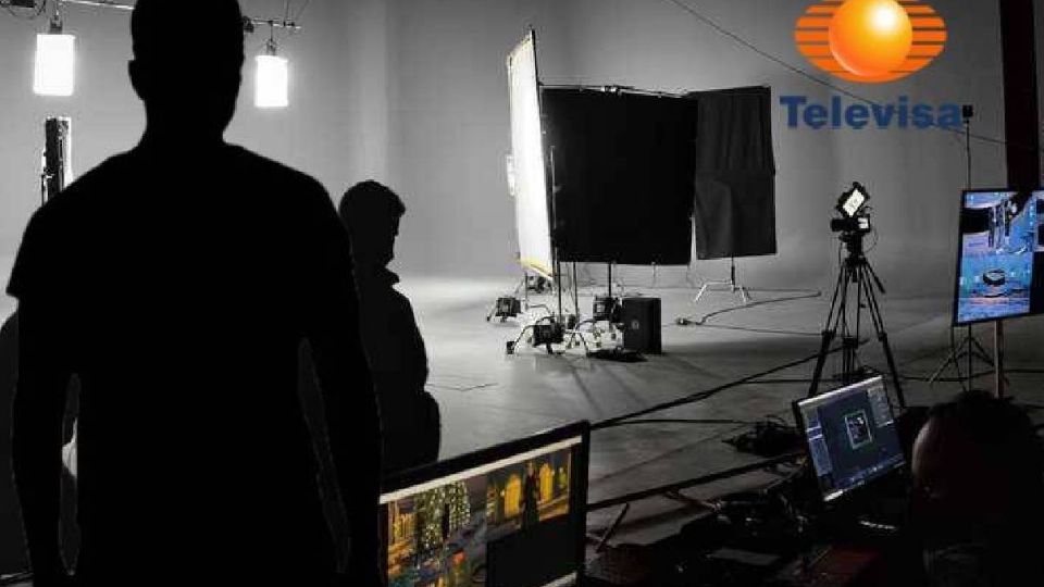 Enciende las alarmas por el estado inconveniente en el que actúa. 
