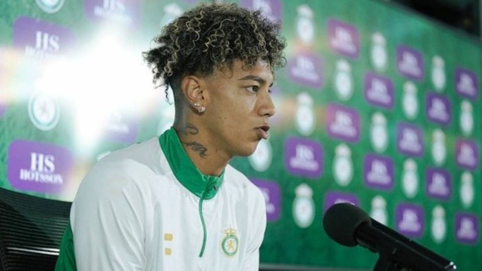 Jhonder Cádiz podría ser comprado por el Cruz Azul.
