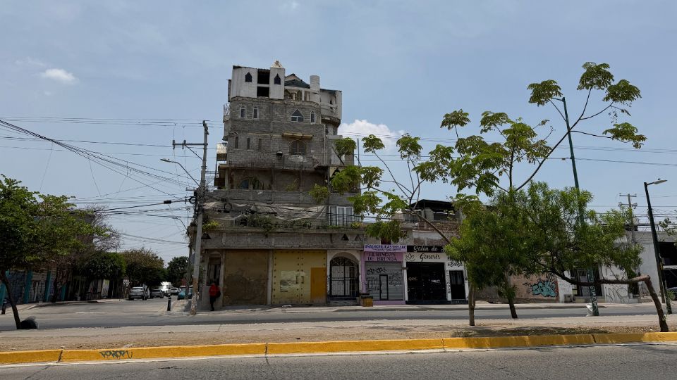 Castillo de Dizney en bulevar Delta 2025 Foto: Gustavo Carreón