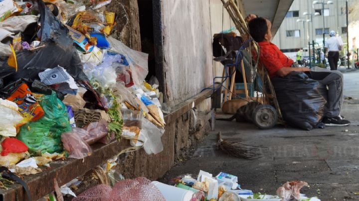 Mercado 2 de Abril acumula problemas: primero extorsión, ahora personas en situación de calle