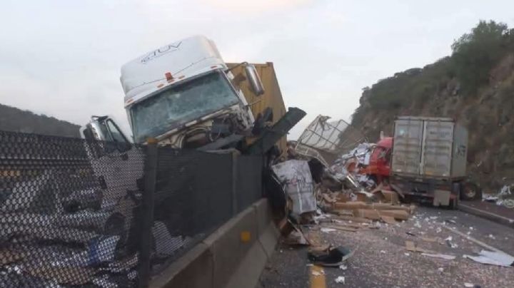 Cerrada la circulación en Arco Norte por fuerte accidente; reportan muertes
