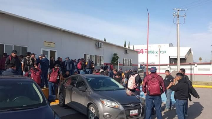 Paran labores trabajadores de la empresa CAF en Huehuetoca