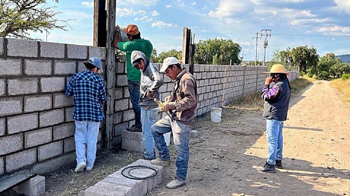 Canguihuindo construyó su panteón comunal en 178 domingos de faenas