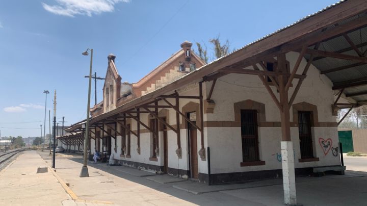 Así luce la histórica estación del ferrocarril en León