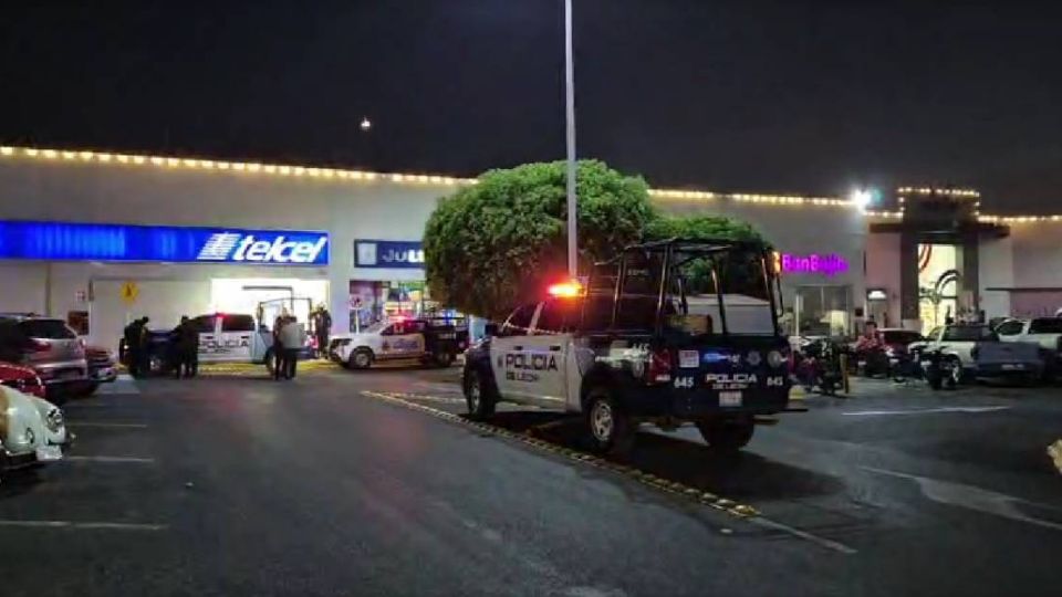 Uno de los detenidos fue trasladado a un hospital.