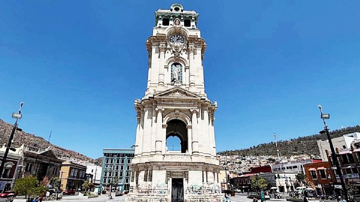 Hasta 4 millones de pesos por quitar pintas y dar mantenimiento al Reloj de Pachuca