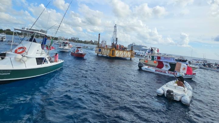 Ambientalistas y pobladores protestan en Cozumel contra cuarto muelle de cruceros
