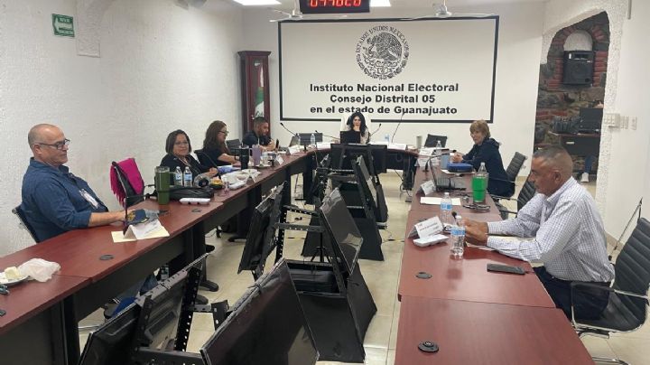 Ellos contarán los votos en León; tardarán hasta 10 días