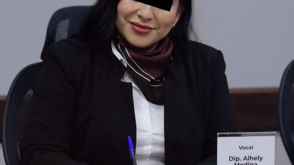 Además, Morena le inició a Alhely un procedimiento especial sancionador