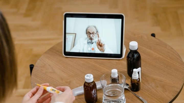 Falta capacitación en salud digital; 33% de médicos privados no usa tecnología