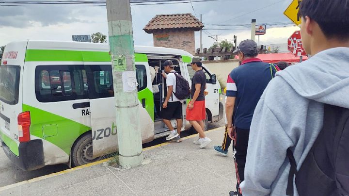 Tuzobús, a casi 10 años de operaciones, usuarios siguen enfrentando retrasos y malas condiciones