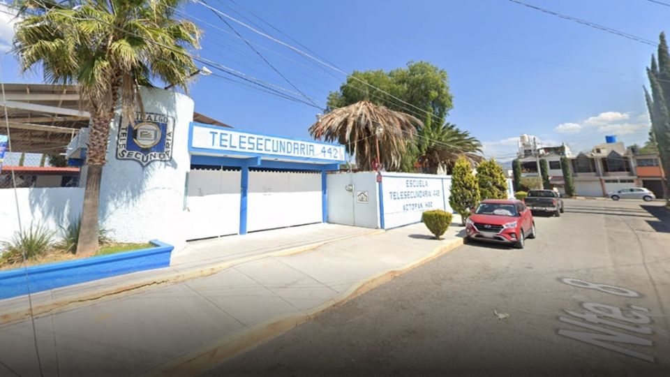 La escuela secundaria suspendió parcialmente sus clases