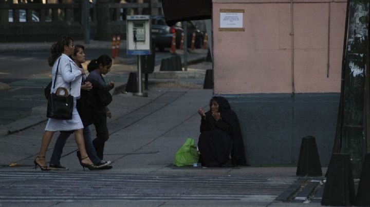 Pobreza laboral baja a 34.3% en México, pero repunta en 8 estados: Inegi