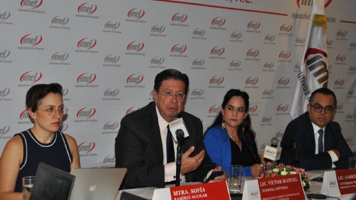 Recuperación económica de México se retrasará hasta 2027: ejecutivos de finanzas