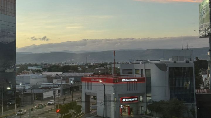 Las nubes que hicieron ver más altos los cerros de Sierra de Lobos