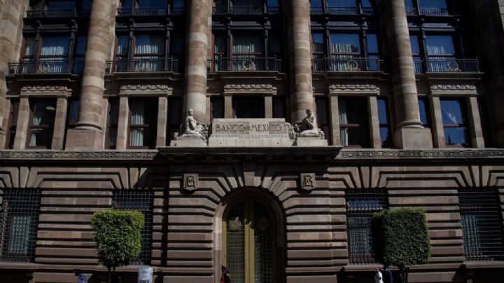 Banxico recortará tasa de interés ante estancamiento de la economía: especialistas