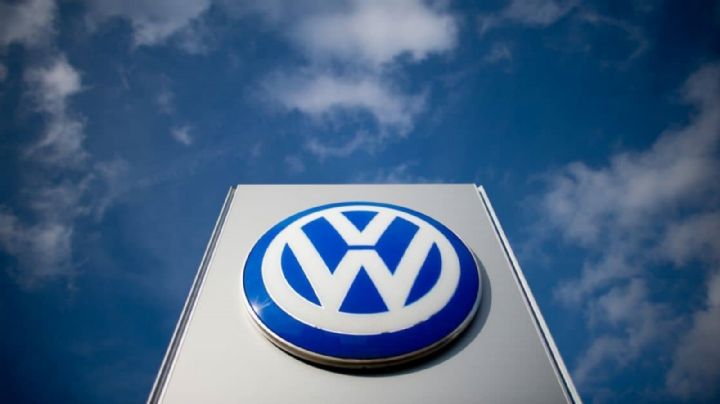 Llaman a revisión a más de 25 mil autos Volkswagen