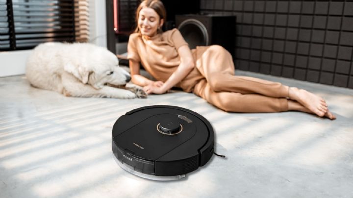 El robot aspiradora que todos quieren trapea y elimina pelos de mascotas por menos de $5,500 pesos